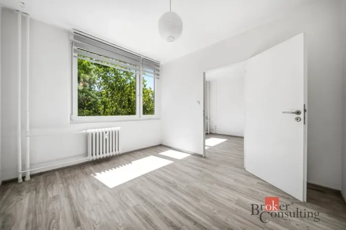 Pronájem bytu 2+kk, Hradec Králové - Pražské Předměstí, Veverkova, 32 m2