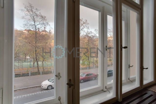 Pronájem bytu 1+kk, Praha - Nusle, Sekaninova, 35 m2