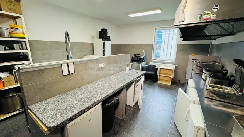 Pronájem obchodního prostoru, Česká Třebová, U Teplárny, 235 m2