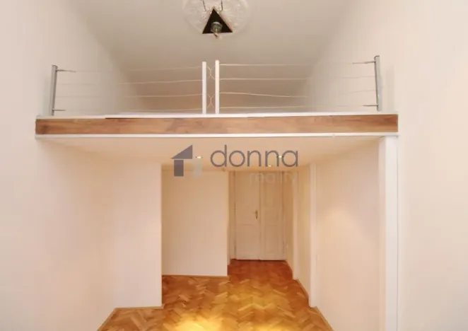 Pronájem bytu 2+1, Praha, Navrátilova, 56 m2