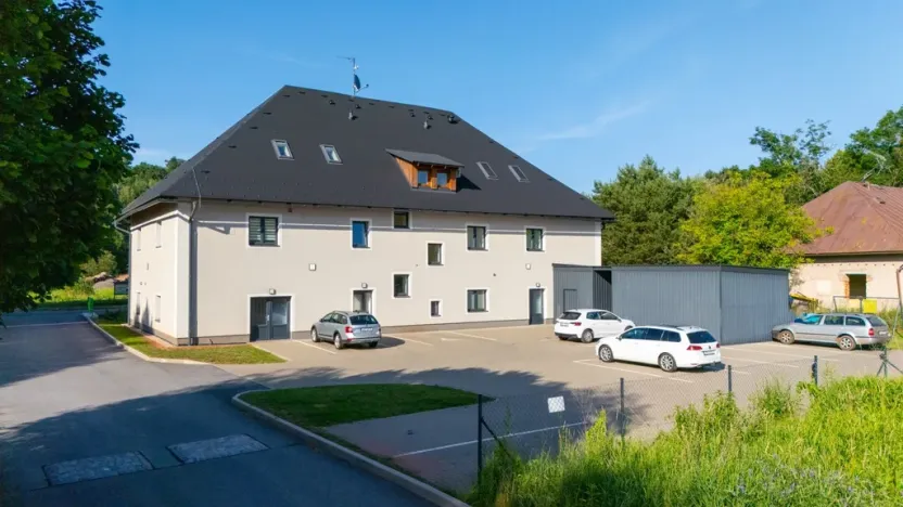 Pronájem bytu 1+kk, Staré Buky - Prostřední Staré Buky, 35 m2