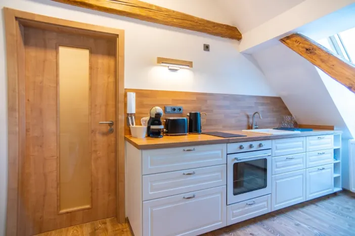 Pronájem bytu 1+kk, Staré Buky - Prostřední Staré Buky, 35 m2