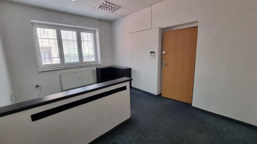 Pronájem kanceláře, Pardubice - Zelené Předměstí, V Ráji, 16 m2