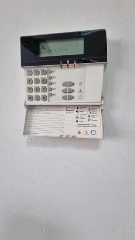 Pronájem kanceláře, Pardubice - Zelené Předměstí, V Ráji, 16 m2