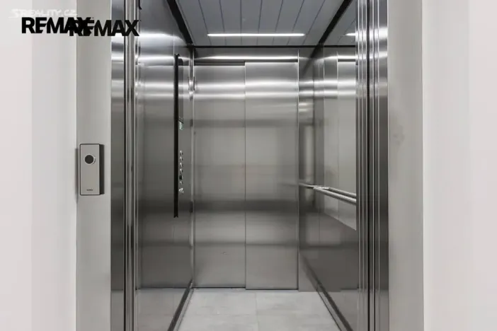 Pronájem bytu 1+kk, Kladno - Dubí, Ke křížku, 30 m2