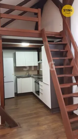Pronájem bytu 1+kk, Žďár nad Sázavou, nám. Republiky, 40 m2