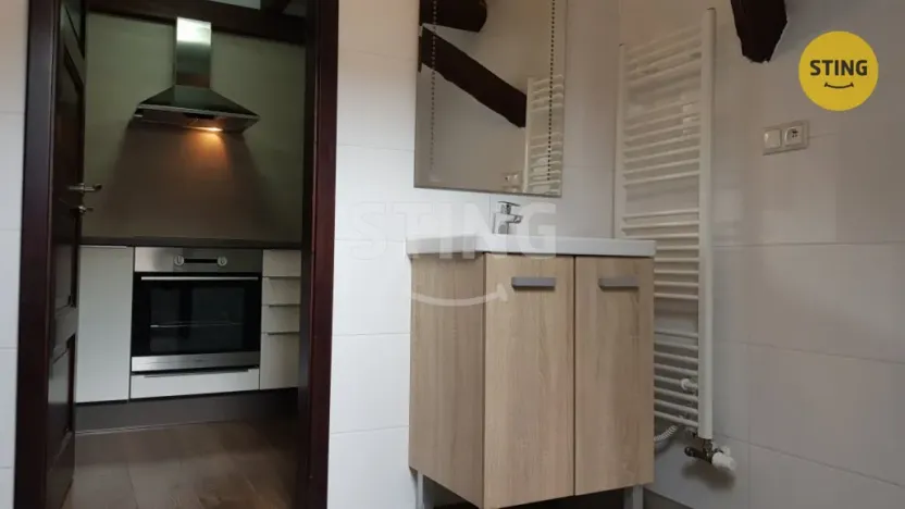 Pronájem bytu 1+kk, Žďár nad Sázavou, nám. Republiky, 40 m2