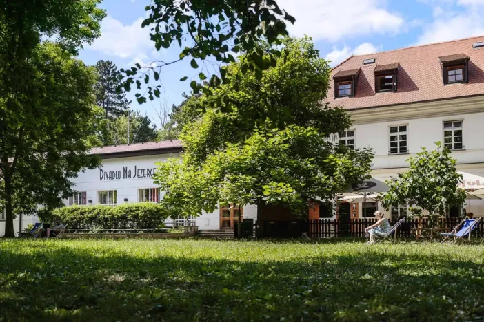Prodej atypického bytu, Praha, Bělehradská, 72 m2
