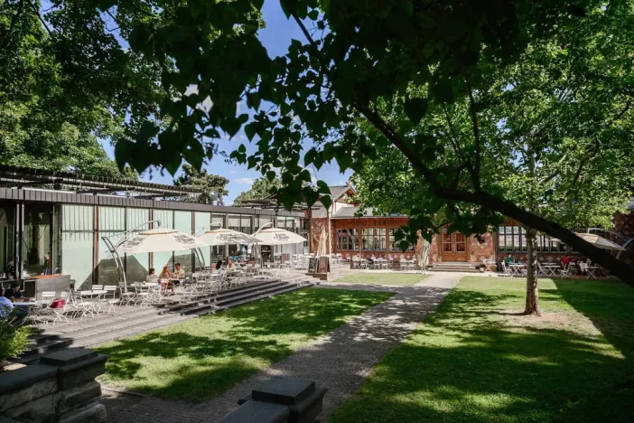 Prodej atypického bytu, Praha, Bělehradská, 72 m2