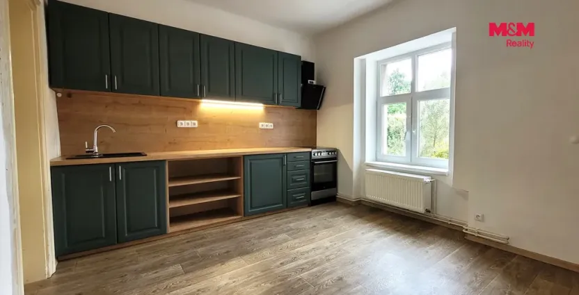Pronájem bytu 2+kk, Lomnice nad Popelkou, Komenského, 49 m2