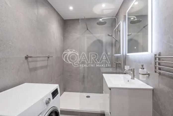 Prodej bytu 2+kk, Praha - Střížkov, Jablonecká, 40 m2