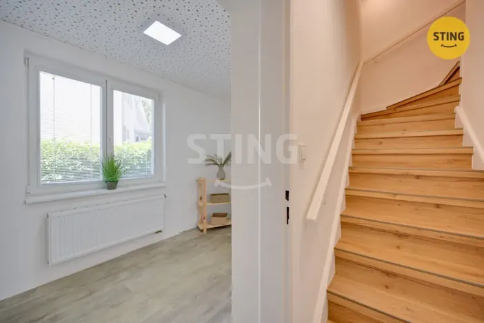 Prodej bytu 3+1, Zlín, Zálešná I, 72 m2