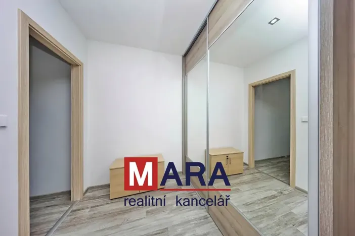 Pronájem bytu 2+1, Olomouc, Sienkiewiczova, 52 m2