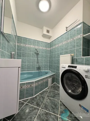 Pronájem bytu 2+kk, České Budějovice, J. Š. Baara, 57 m2