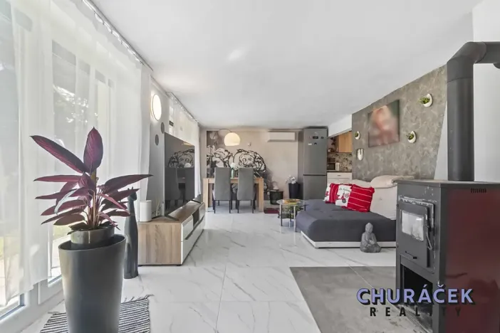 Pronájem chaty, Lešany, 80 m2
