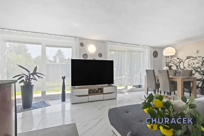 Pronájem chaty, Lešany, 80 m2