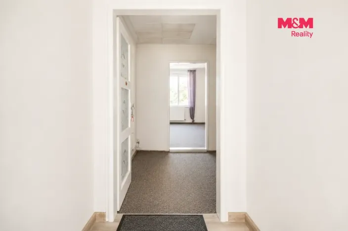Pronájem komerční nemovitosti, Kladno, náměstí starosty Pavla, 34 m2