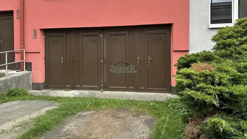 Pronájem skladu, Říčany, Vančurova, 20 m2