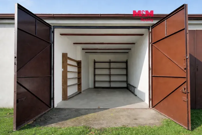 Prodej garáže, Praha - Čakovice, 19 m2