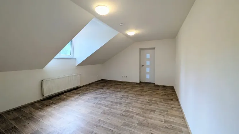 Pronájem bytu 3+kk, Peruc, U Koupaliště, 68 m2