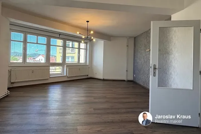 Pronájem bytu 2+kk, Jičín, Ruská, 71 m2