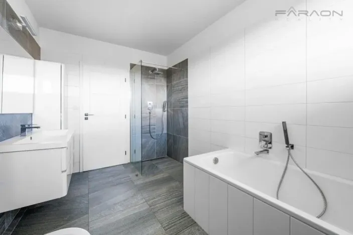 Prodej rodinného domu, Krupá, 131 m2