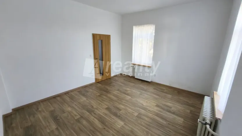 Pronájem bytu 2+1, Náměšť nad Oslavou, 65 m2
