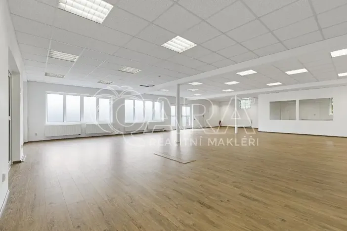 Pronájem obchodního prostoru, Nový Jičín, Riegrova, 149 m2