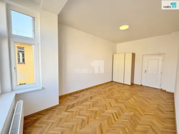 Pronájem bytu 3+kk, Praha - Karlín, Křižíkova, 82 m2