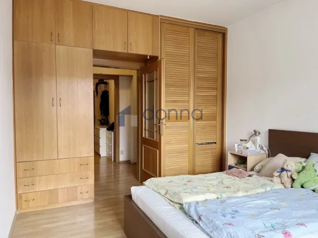 Pronájem bytu 4+kk, Praha, Pod Parukářkou, 144 m2