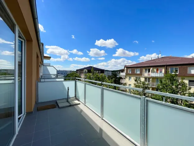 Pronájem bytu 2+kk, Olomouc - Slavonín, Topolová, 53 m2