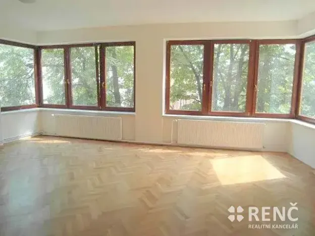 Pronájem bytu 2+1, Brno, Černopolní, 78 m2