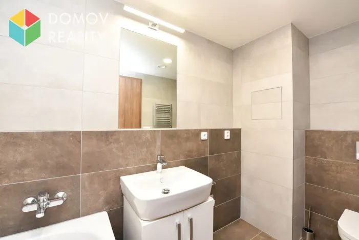 Pronájem bytu 1+kk, Beroun - Beroun-Město, Nepilova, 37 m2