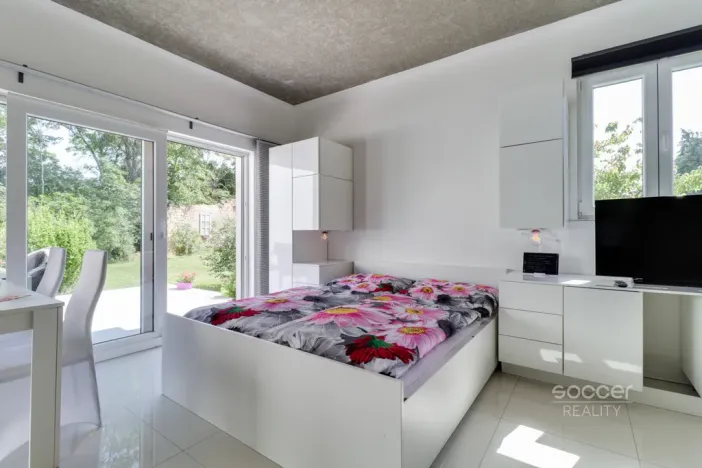 Pronájem bytu 1+kk, Vojkovice, 37 m2