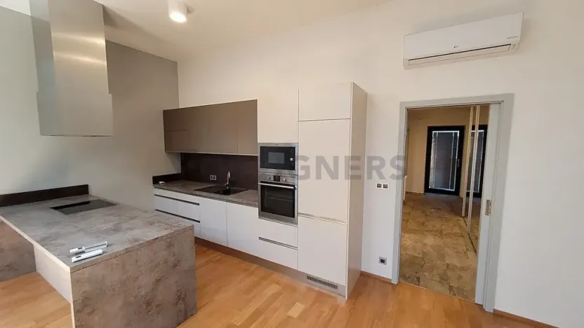 Pronájem bytu 2+kk, Brno, Jakubská, 67 m2
