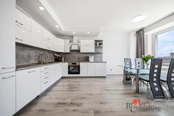 Prodej bytu 3+kk, Hradec Králové - Nový Hradec Králové, Jana Masaryka, 103 m2
