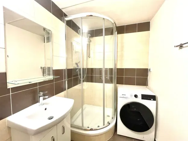 Pronájem bytu 2+kk, Praha - Řepy, Laudova, 49 m2