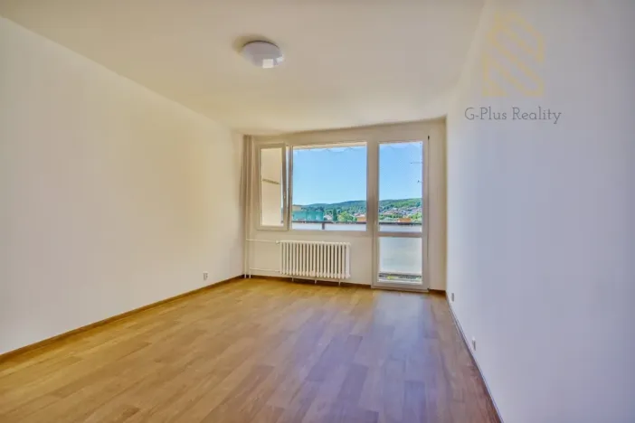 Prodej bytu 2+1, Chomutov, Holešická, 60 m2
