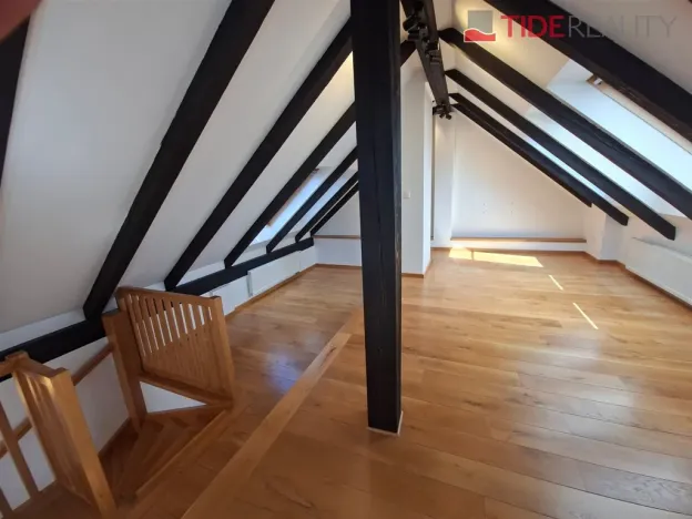 Pronájem bytu 3+1, Praha - Střešovice, Na zástřelu, 120 m2