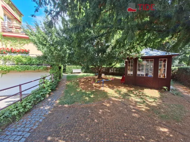 Pronájem bytu 3+1, Praha - Střešovice, Na zástřelu, 120 m2