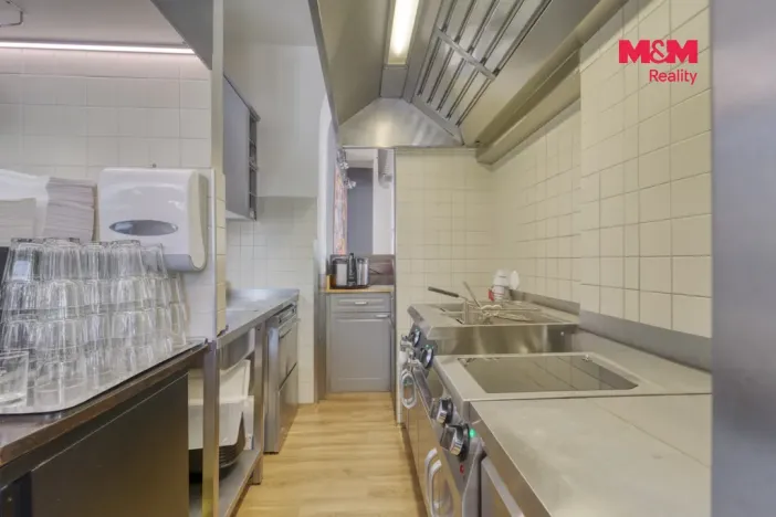 Pronájem restaurace, Mariánské Lázně, Ruská, 108 m2