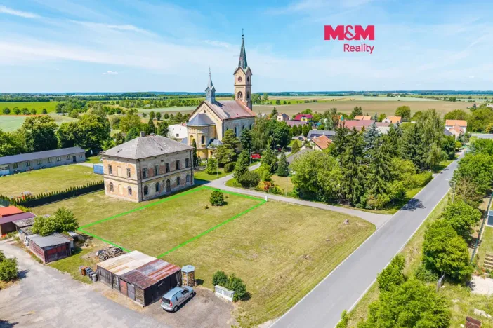 Prodej pozemku pro bydlení, Dvory - Veleliby, 618 m2