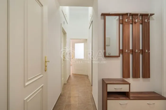 Pronájem bytu 3+kk, Praha - Nové Město, Hálkova, 77 m2