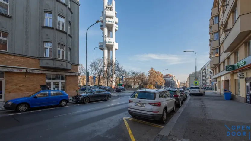 Pronájem bytu 3+1, Praha - Vinohrady, Milešovská, 100 m2