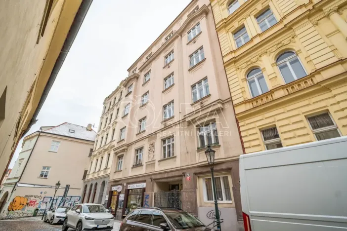 Pronájem bytu 2+kk, Praha - Staré Město, Betlémská, 48 m2
