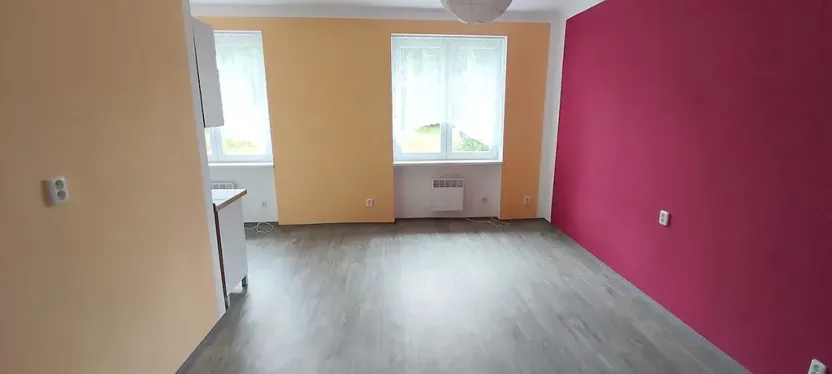 Pronájem bytu 2+kk, Cheb, 47 m2