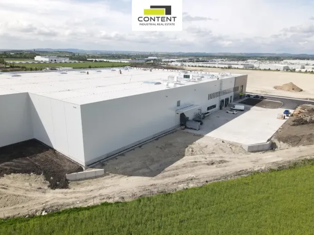Pronájem výrobních prostor, Ovčáry, 10241 m2