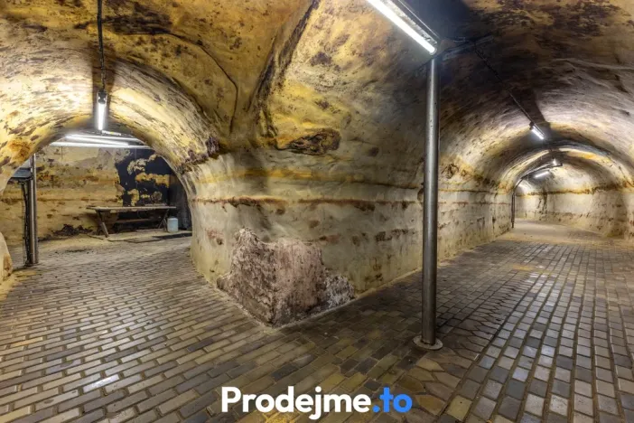Prodej - jiné, Chvalovice, 1000 m2