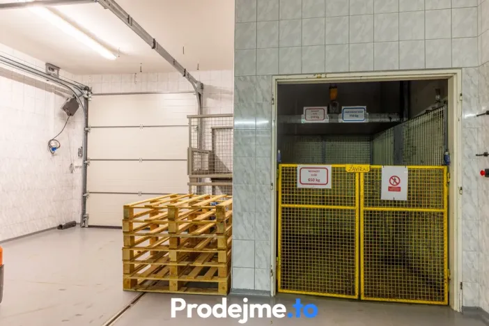 Prodej - jiné, Chvalovice, 1000 m2