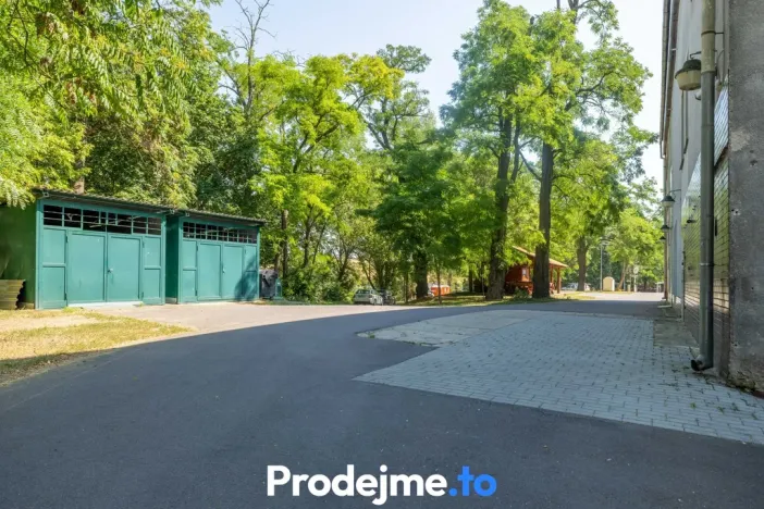 Prodej - jiné, Chvalovice, 1000 m2